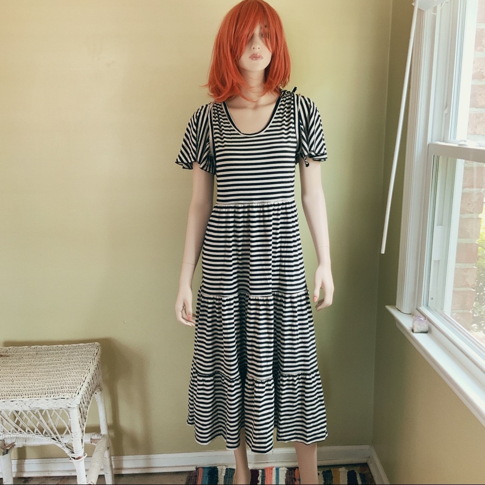 Rare Find! Suzanne Betro Black White Striped Flowy Midi Dress Ruffle Sleeve S - Picture 5 of 16